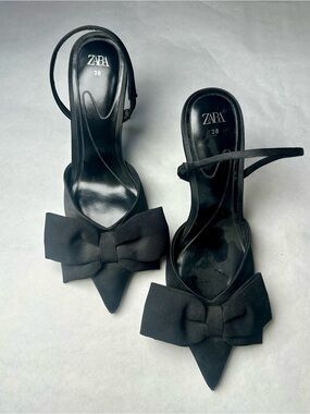 Zara Black Pointed Toe Bow Heels